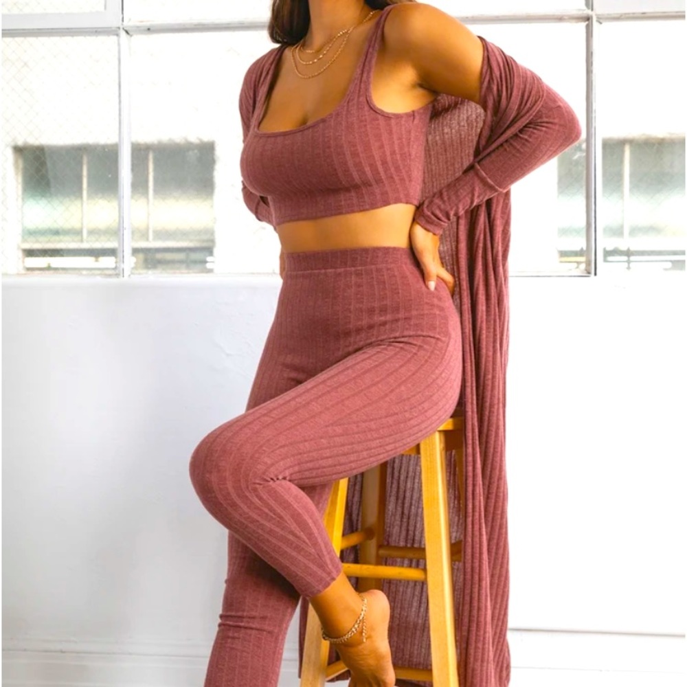 Miss Lola Duster